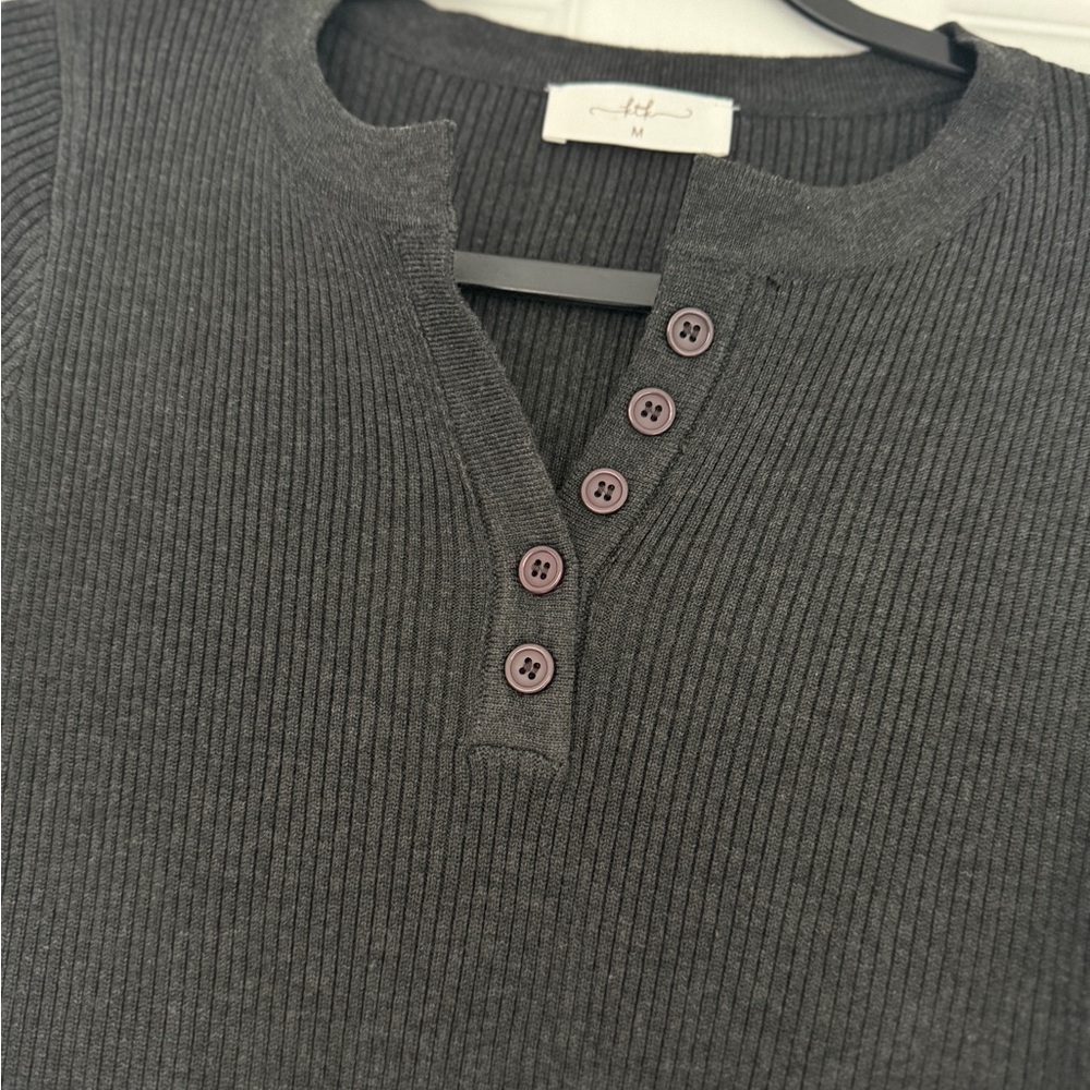 Ribbed Knit Long Sleeve Henley Sweater Dress – Dark Gray, Size M - Picture 3 of 4